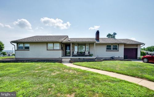 1 Vista Rd, READING, PA, 19610-1929 | Card Image