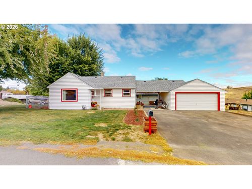 1003 Se Isaac Ave, Pendleton, OR, 97801 | Card Image