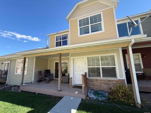 385 Elk Valley Dr, Green River, WY, 82935-7109 | Card Image