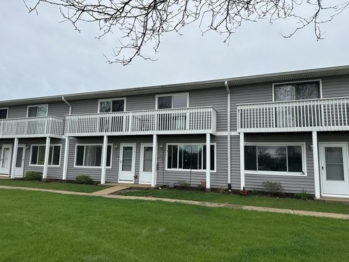 17444 W Walnut Lane, Gurnee, IL, 60031 | Card Image