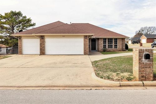 517 Bob White Dr, Purcell, OK, 73080-3047 | Card Image