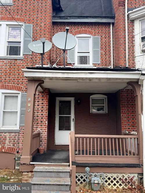 205 E 24th St, WILMINGTON, DE, 19802-4303 | Card Image