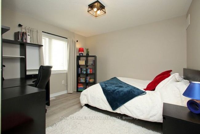 220 Harpin Way E, House other with 5 bedrooms, 4 bathrooms and 4 parking in Fergus ON | Image 23