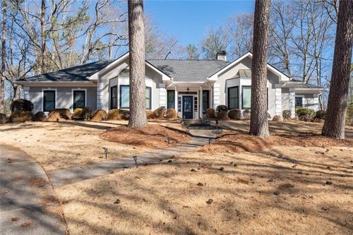 3591 Wynterset Dr, Snellville, GA, 30039-8630 | Card Image