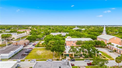 2125 15th Avenue, Vero Beach, FL, 32960 | Card Image