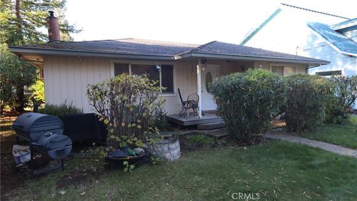 9805 Diane Ln, Upper Lake, CA, 95485-9522 | Card Image