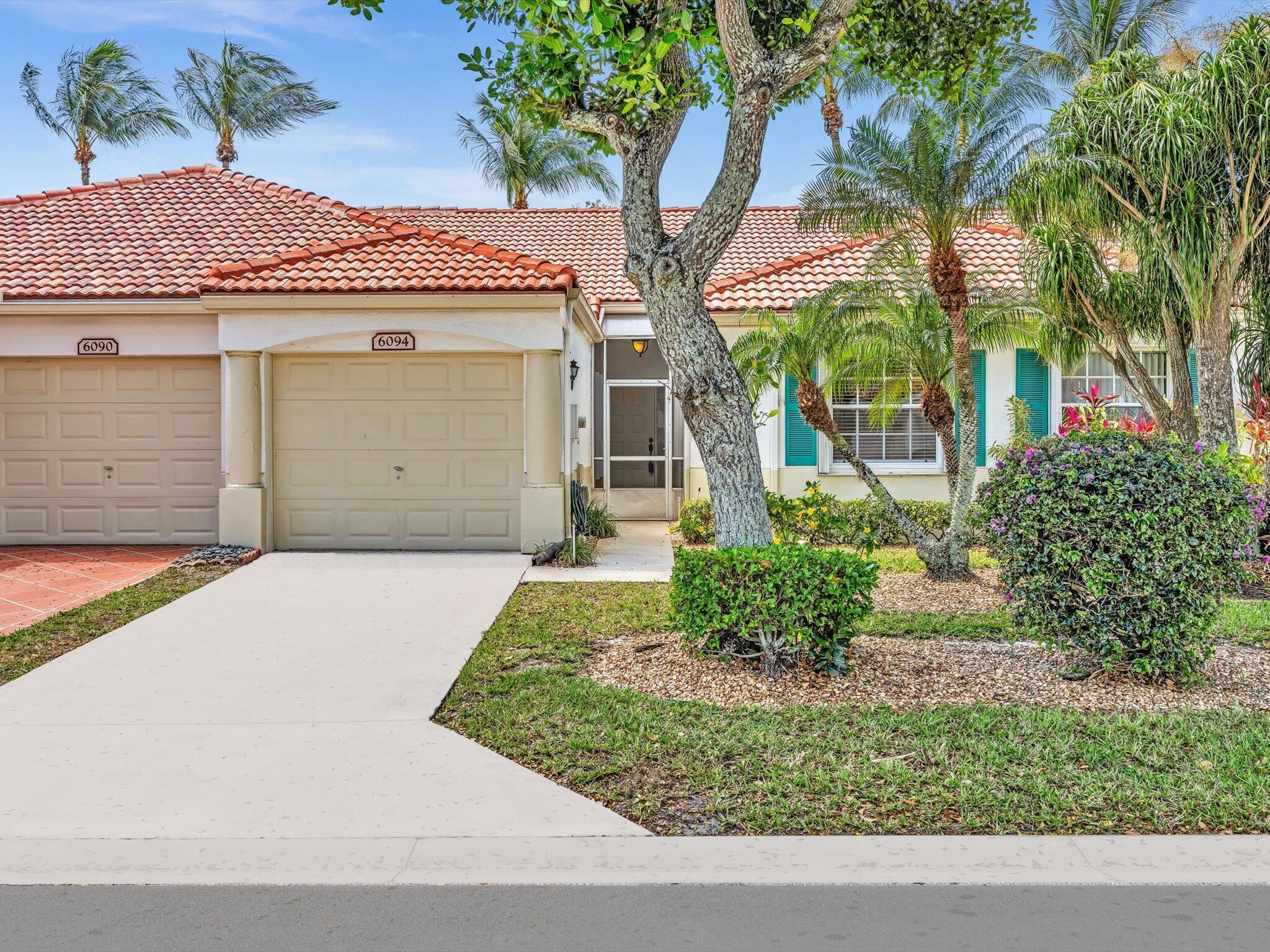 Lake Hibiscus Dr, Delray Beach, FL 33484