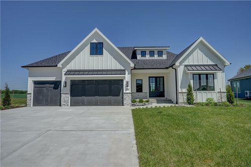 10 Red Fox Cir, Lake Winnebago, MO, 64034-5202 | Card Image