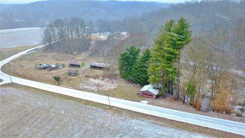 2771 S River Rd, Stockport, OH, 43787-9552 | Card Image