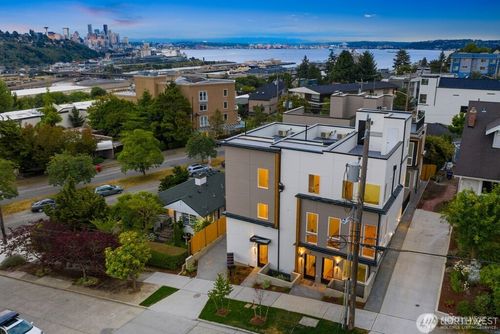 a-2409 W Boston St, Seattle, WA, 98199-3503 | Card Image