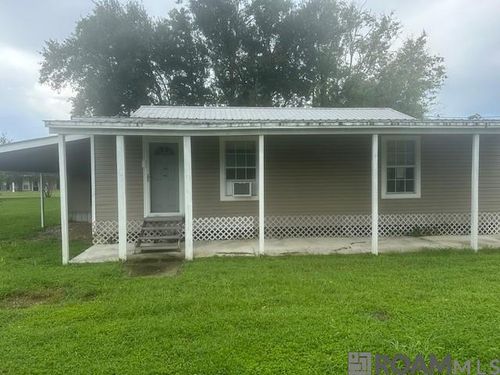 130 Millien Dr, Donaldsonville, LA, 70346-8202 | Card Image