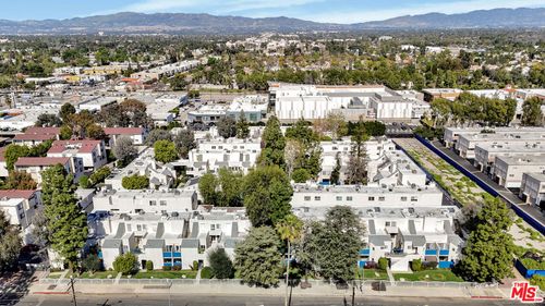 unit-230-18411 Hatteras St, Tarzana, CA, 91356-1992 | Card Image