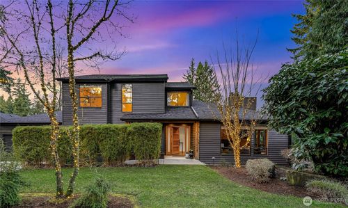 2234 108th Ave Se, Bellevue, WA, 98004-7345 | Card Image