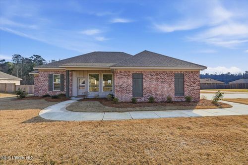207 Dolly Ln Nw, Magee, MS, 39111-8716 | Card Image