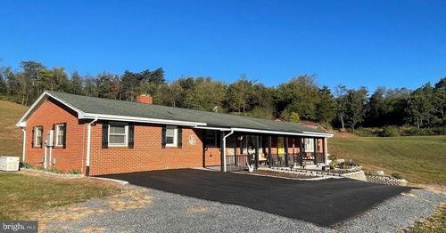 36 Serenity Dr, ROMNEY, WV, 26757-6388 | Card Image