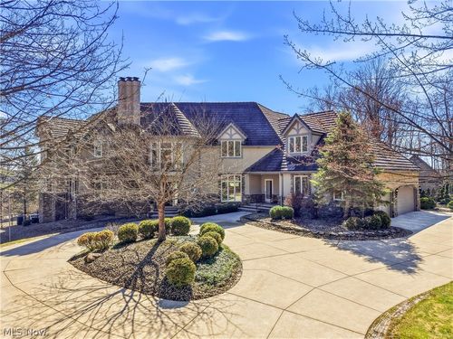 60 South Ln, Moreland Hills, OH, 44022-1145 | Card Image