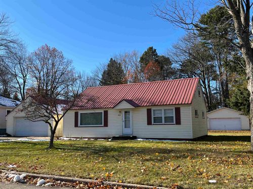 2015 Wetton Avenue, Marquette, MI, 49855 | Card Image