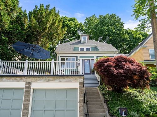 23 Symmes St, Boston, MA, 02131-1643 | Card Image