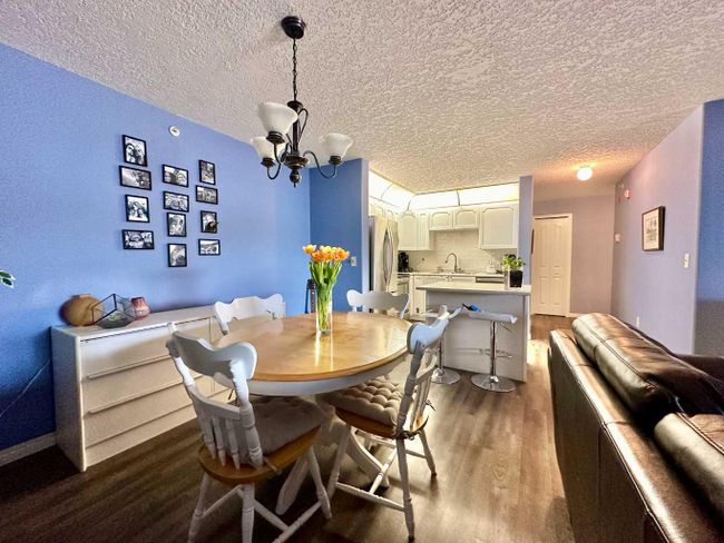 1408 - 1000 Millrise Point Sw, Home with 2 bedrooms, 2 bathrooms and 1 parking in Calgary AB | Image 4