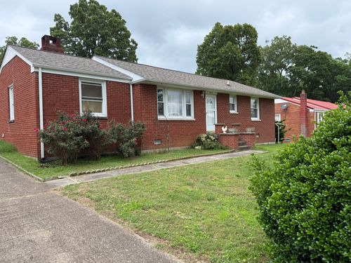 563 Ashe Ave, New Johnsonville, TN, 37134-9681 | Card Image
