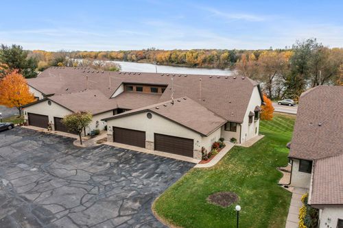 570-660 Riverview Dr, Monticello, MN, 55362-8750 | Card Image