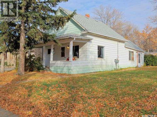 710 George St, Rosetown, SK, S0L2V0 | Card Image