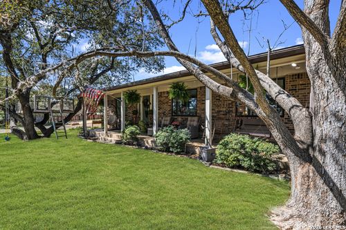 791 Edwards Blvd, New Braunfels, TX, 78132-4049 | Card Image