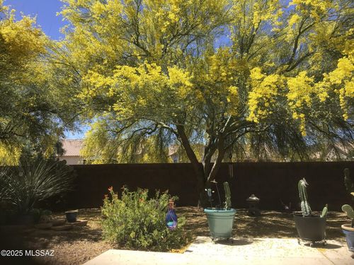 9367 N Sombrero Canyon Dr, Tucson, AZ, 85743-7530 | Card Image