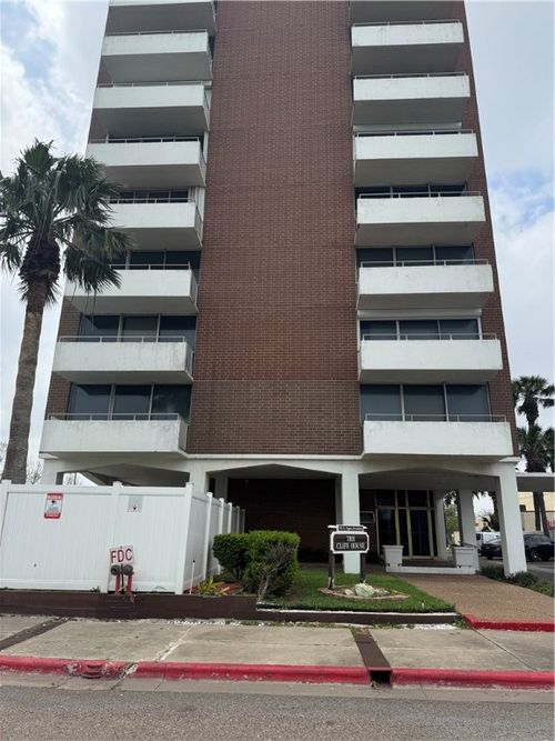 apt-804-715 S Upper Broadway St, Corpus Christi, TX, 78401-3537 | Card Image