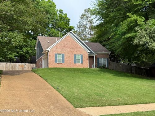 5881 Morganton Dr, Olive Branch, MS, 38654-3548 | Card Image