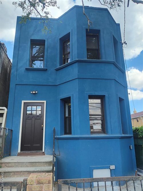 13225 Ruby St, Howard Beach, NY, 11414-1002 | Card Image