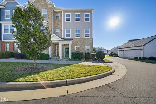 6400 Archwood Ave, Raleigh, NC, 27616-6689 | Card Image