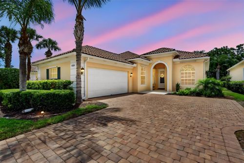 5821 Ferrara Dr, SARASOTA, FL, 34238-4718 | Card Image