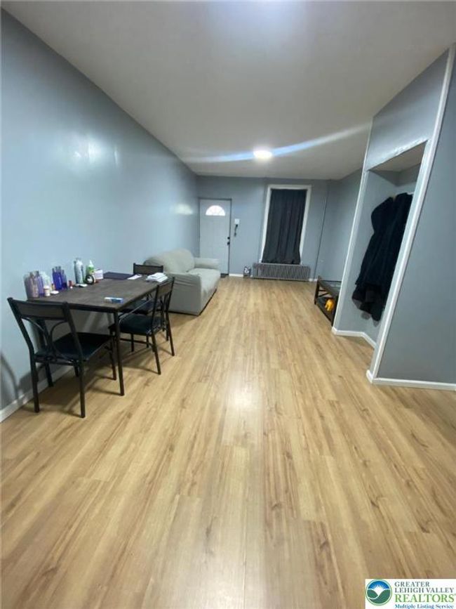 522 N Jordan St, Townhouse with 4 bedrooms, 1 bathrooms and null parking in Allentown PA | Image 6