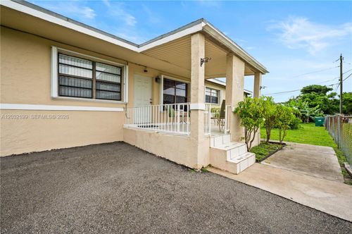 9300 Nw 32nd Ct, Miami, FL, 33147 | Card Image