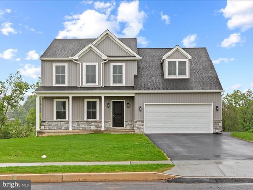 23 American Ave, CARLISLE, PA, 17013-9910 | Card Image