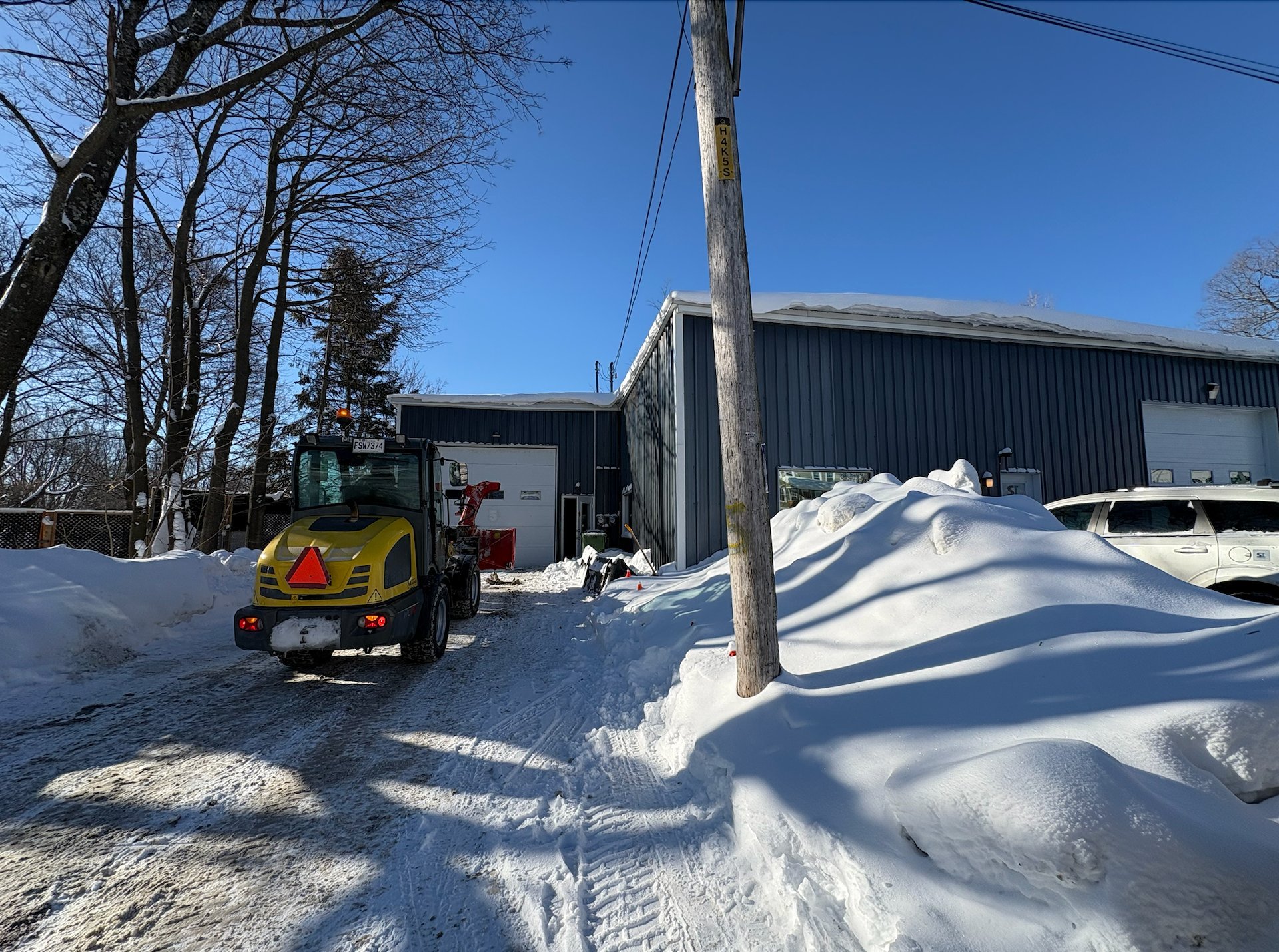 Commercial Sale in Québec (La Haute-Saint-Charles)