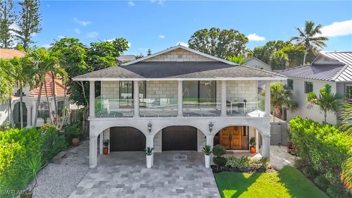 10242 Vanderbilt Dr, Naples, FL, 34108-2157 | Card Image
