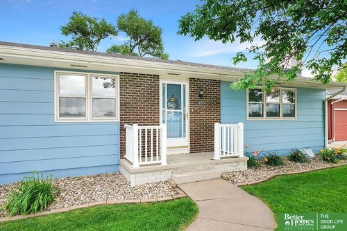 1800 N Clarmar Ave, Fremont, NE, 68025-2816 | Card Image