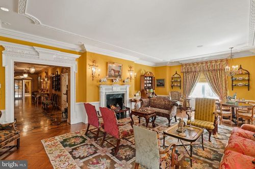 4b-237 S 18th St, PHILADELPHIA, PA, 19103-6112 | Card Image