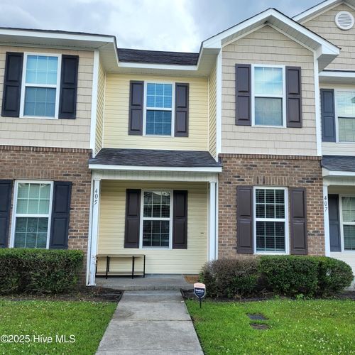 405 Falls Cv, Jacksonville, NC, 28546-8415 | Card Image