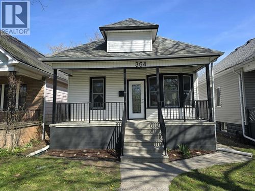 364 Clinton St, Windsor, ON, N8X1A6 | Card Image