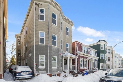 645 E 6th St, Boston, MA, 02127-8942 | Card Image