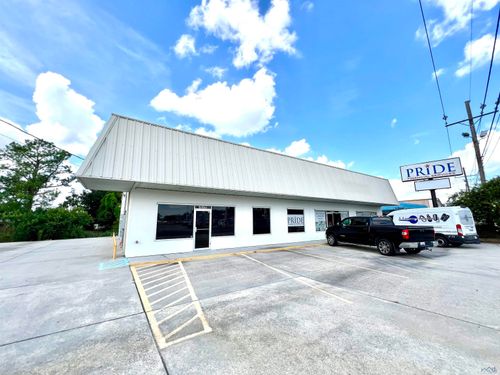 6160 W Park Ave, Houma, LA, 70364-1700 | Card Image