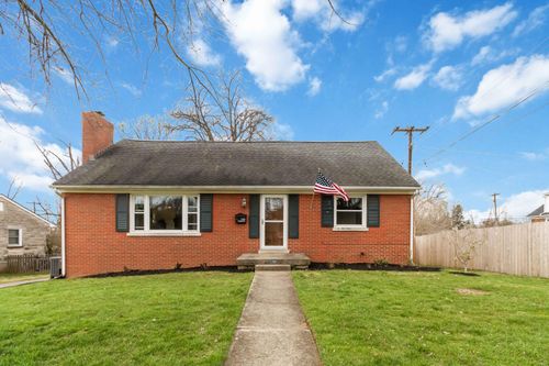 1705 Albemarle Rd, Lexington, KY, 40504-2346 | Card Image