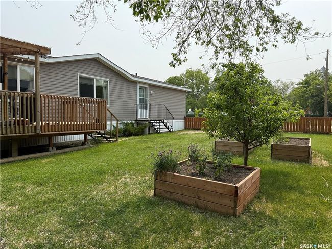 3 - 404 8 Th Ave E, House other with 3 bedrooms, 2 bathrooms and 2 parking in Watrous SK | Image 36