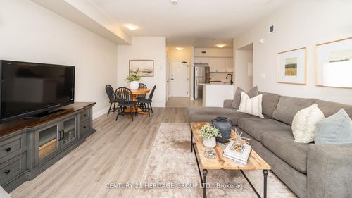 207-54 Koda St, Barrie, ON, L9J0J6 | Card Image
