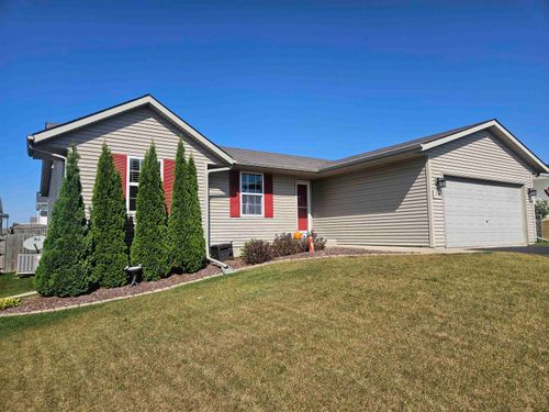 3046 Warwickshire Dr, Machesney Park, IL, 61115-7667 | Card Image