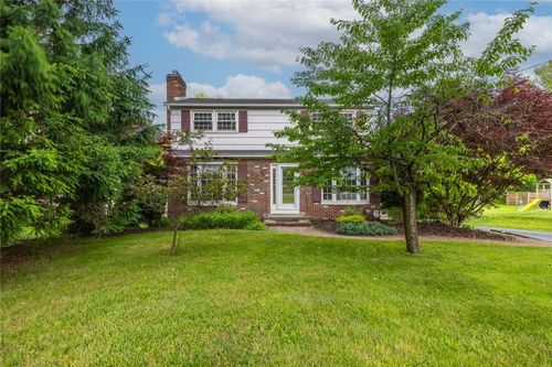 1973 Penfield Rd, Penfield, NY, 14526-1551 | Card Image