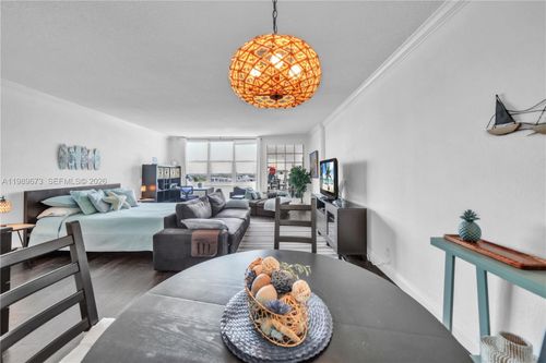 apt-1427-2501 S Ocean Dr, Hollywood, FL, 33019-2661 | Card Image